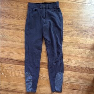 Piper navy riding breeches
Too big so I’m repopping